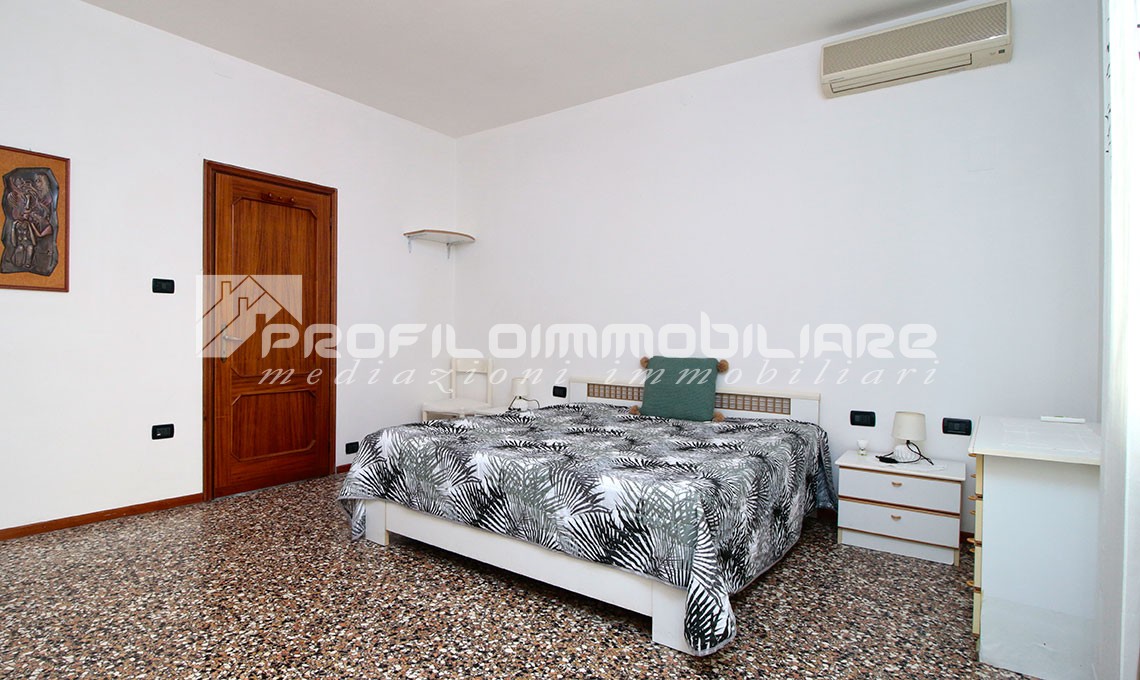 Mestre Mini Appartamento Anni '60 da riattare